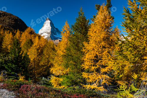 Preview: Materhorn at autumn in Zermatt, Switzerland. Beautiful mountain landscape