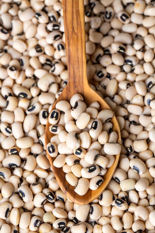 Preview: Group of black eyed or Cowpea beans