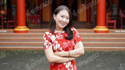 Preview: Asian Chinese Women Graceful Pose With Ornament Chinese new year imlek