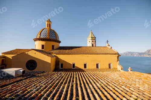 Preview: Dome Over the Amalfi Sea