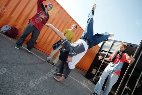 Preview: Showcasing Impressive Breakdancing Skills in Urban Setting
