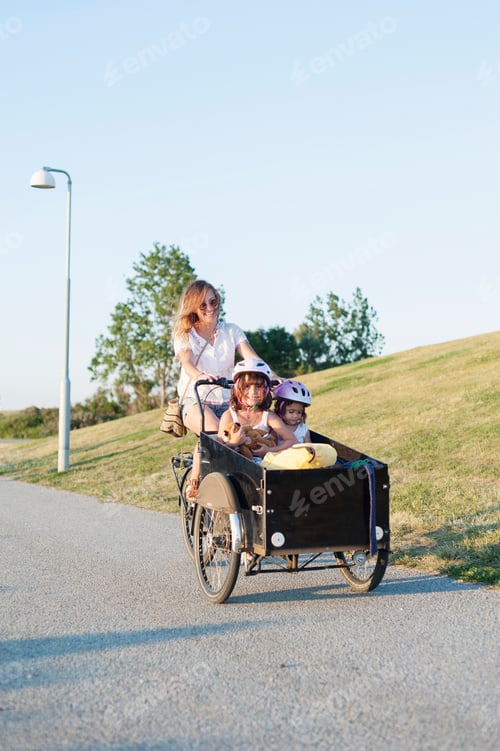 Preview: Family fun in the sun with a cargo bike ride