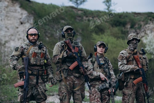 Preview: Tactical group of Ukrainian armed forces looking in the camera