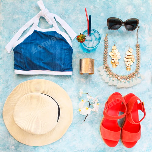 Preview: Young woman accessories for pool party