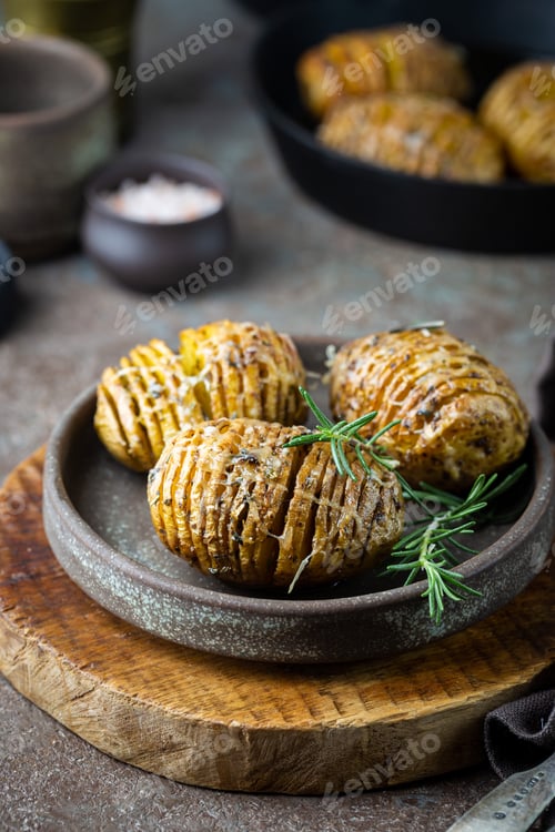Preview: Baked hasselback potatoes