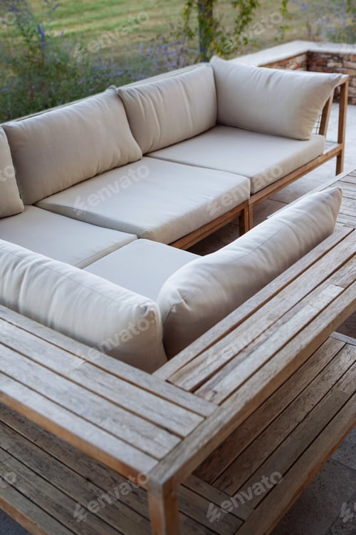 Preview: Lounge on the terrace of a country house