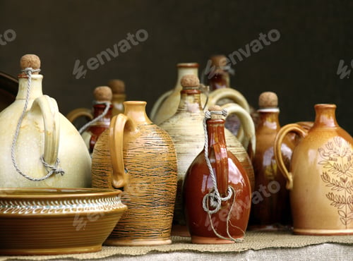 Preview: Traditional Lithuanian clay jugs