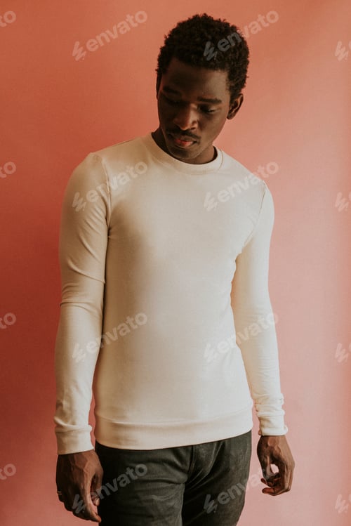 Preview: White long sleeves top mockup men's apparel