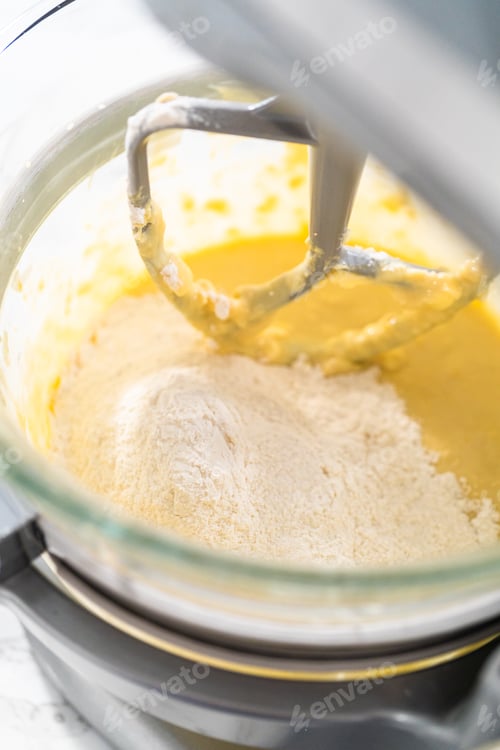 Preview: Mini Easter Bread Kulich