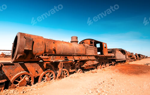 Preview: rusty steam locomotives in Bolivia