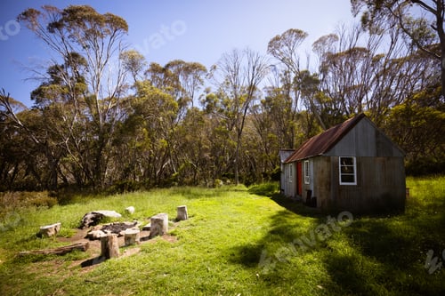 Preview: Horse Camp Hut in Kosciuszko National Park in Australia