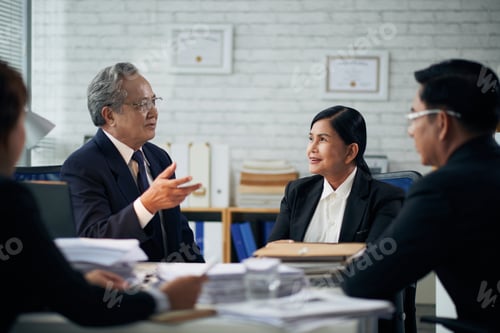 Preview: Lawyers discussing new case