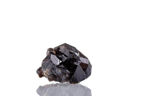 Preview: macro mineral stone Loparite- (Ce) on a white background