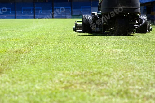 Preview: Lawnmower on the stadium