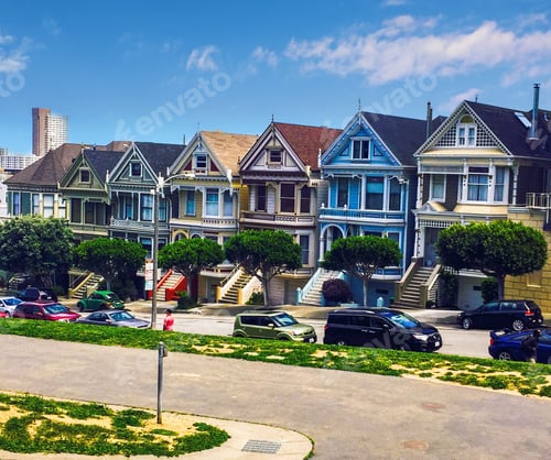 Preview: Colorful houses in a row