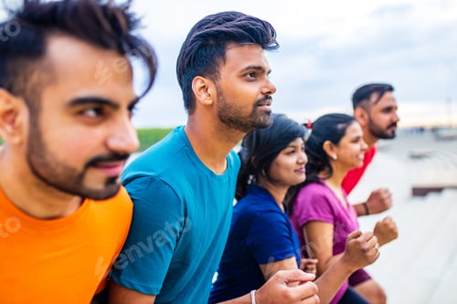 Preview: Large group of multi generation people running a race competition