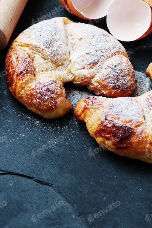 Preview: Fresh croissant on the table