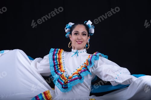Preview: Latin woman dressed in a dress from Jalisco Mexico,