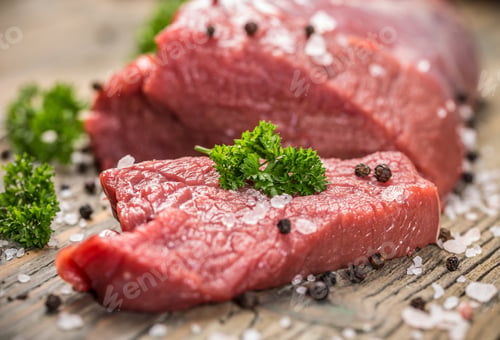 Preview: Fresh raw beef