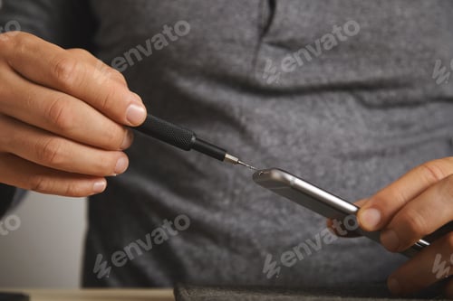 Preview: Computer and phone repairment service