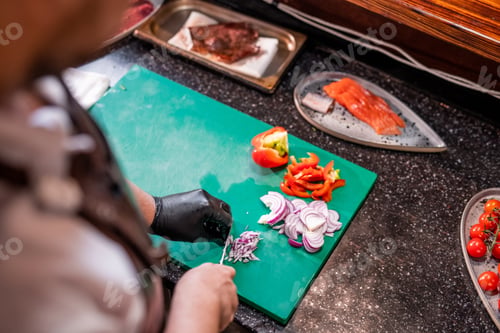 Preview: Chopping red onion
