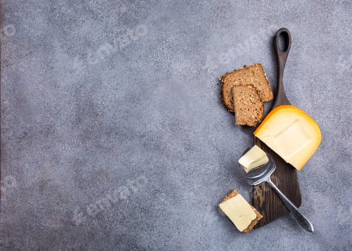 Preview: Delicious Gouda cheese