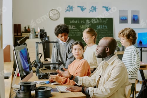 Preview: Engaging Students While Conducting 3D Modeling Class