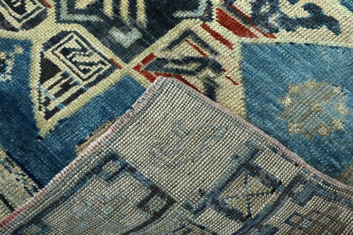 Preview: Textures and patterns in color from woven carpets