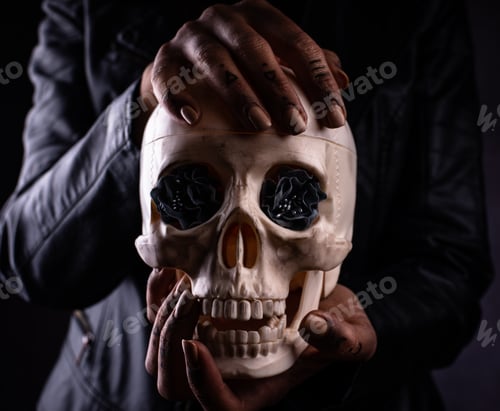 Preview: Halloween autumn background with skull