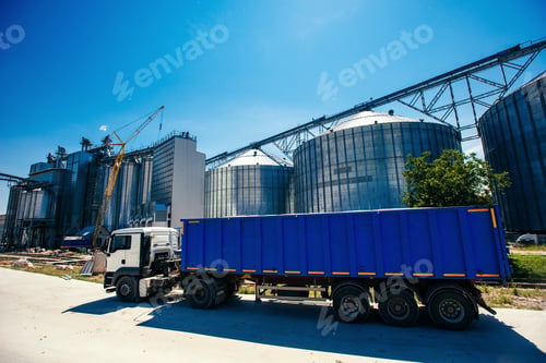 Preview: Set of storage tanks cultivated agricultural crops processing pl