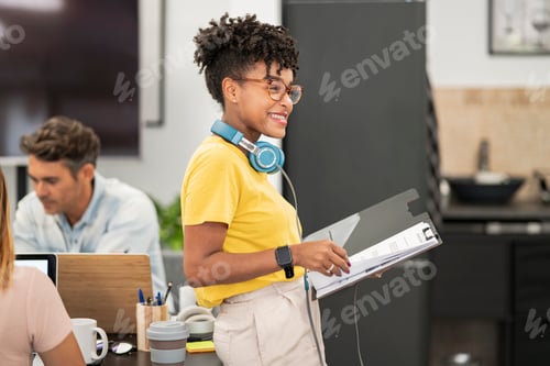Preview: pretty afro american woman with headphones