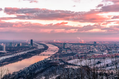 Preview: Beautiful Vienna panorama at sunset in winter