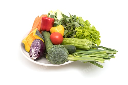 Preview: Assort fresh fruits and vegetables in dish isolated on white background