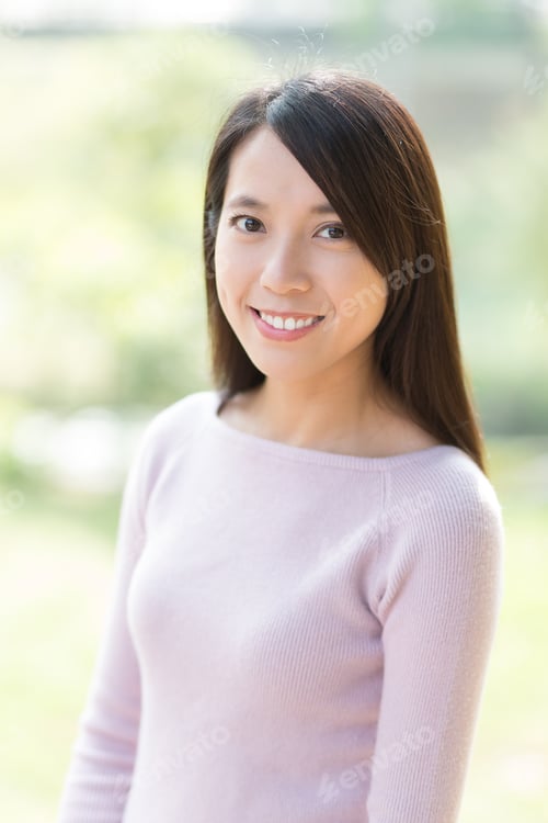 Preview: Young woman at outdoor park