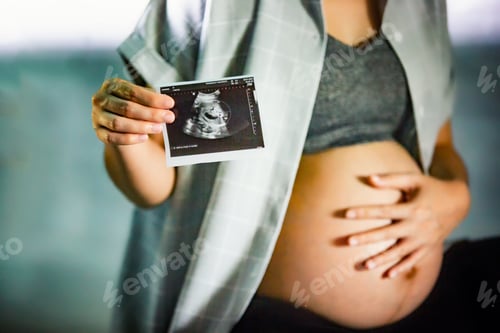 Preview: Pregnant belly