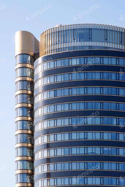 Preview: Beautiful view of modern building on sunny day