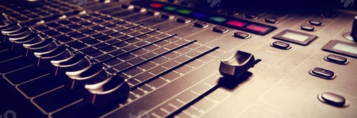 Preview: Sound mixer in studio