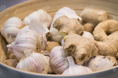 Preview: Ginger and onions as ingredients containing vitamins and minerals