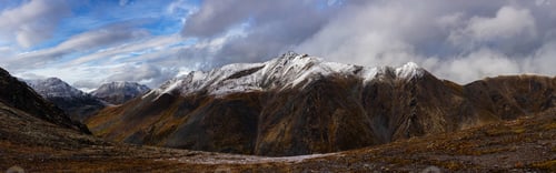 Preview: Grizzly Lake in Tombstone Territorial Park, Yukon, Canada