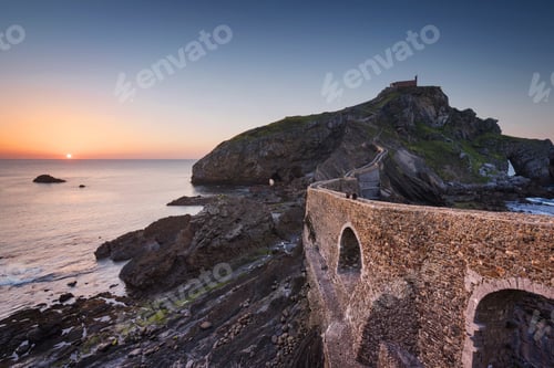 Preview: Spain, Basque Country, San Juan de Gaztelugatxe hermitage at sunset