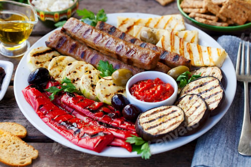 Preview: Kebab. Traditional meat kebab with grilled vegetables. Close up.