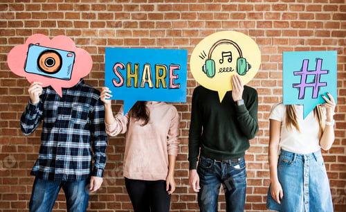 Preview: Friends holding up thought bubbles with social media concept ico