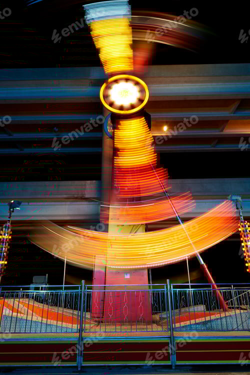 Preview: Fairground ride at night, long exposure