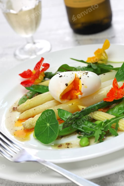 Preview: white asparagus warm salad