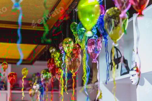 Preview: Moulticoloured group of glass balloons in a shop of artistic glass of Venice, Italy