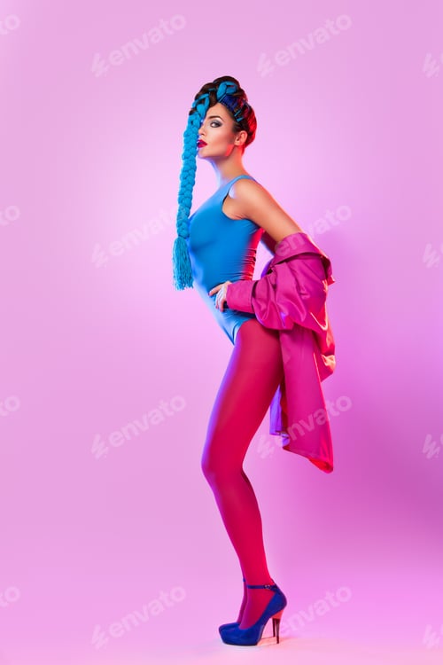 Preview: Stylish woman in pink and blue clothes