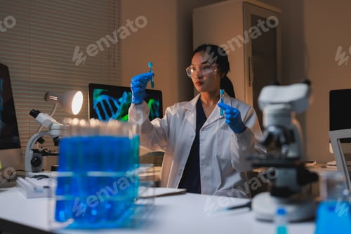 Preview: Scientist analyzing genetic samples in modern biotechnology laboratory