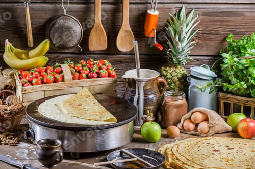 Preview: Preparing for pancakes with fruit and chocolate
