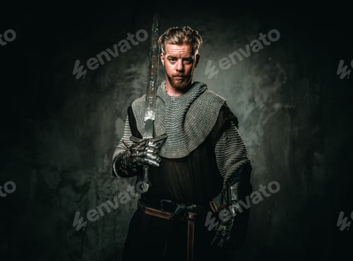 Preview: Medieval knight with sword and armour