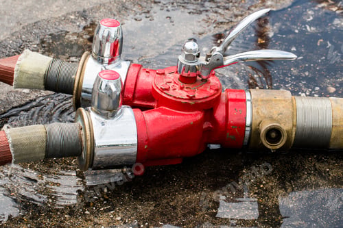 Preview: Valves at gas plant